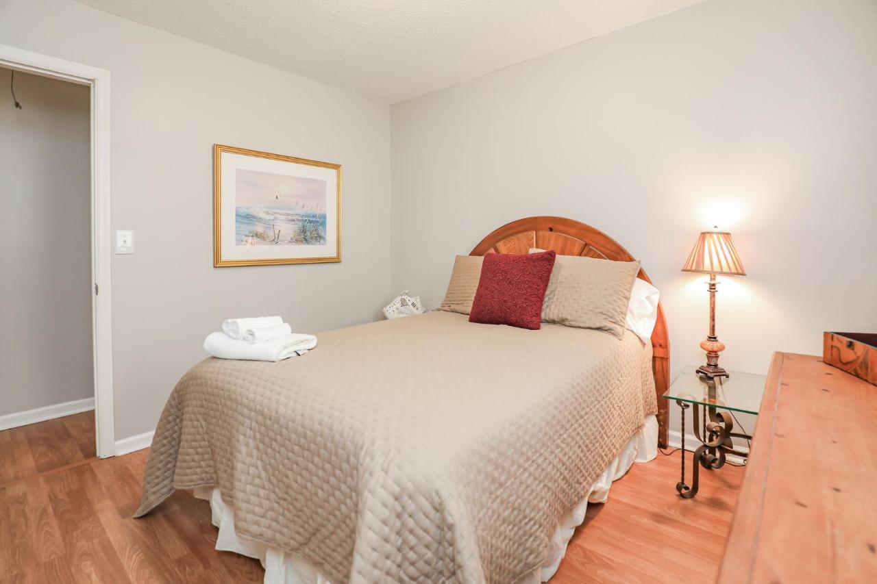 Spacious Home With Waterfront View-Welcome Pets Sneads Ferry Buitenkant foto