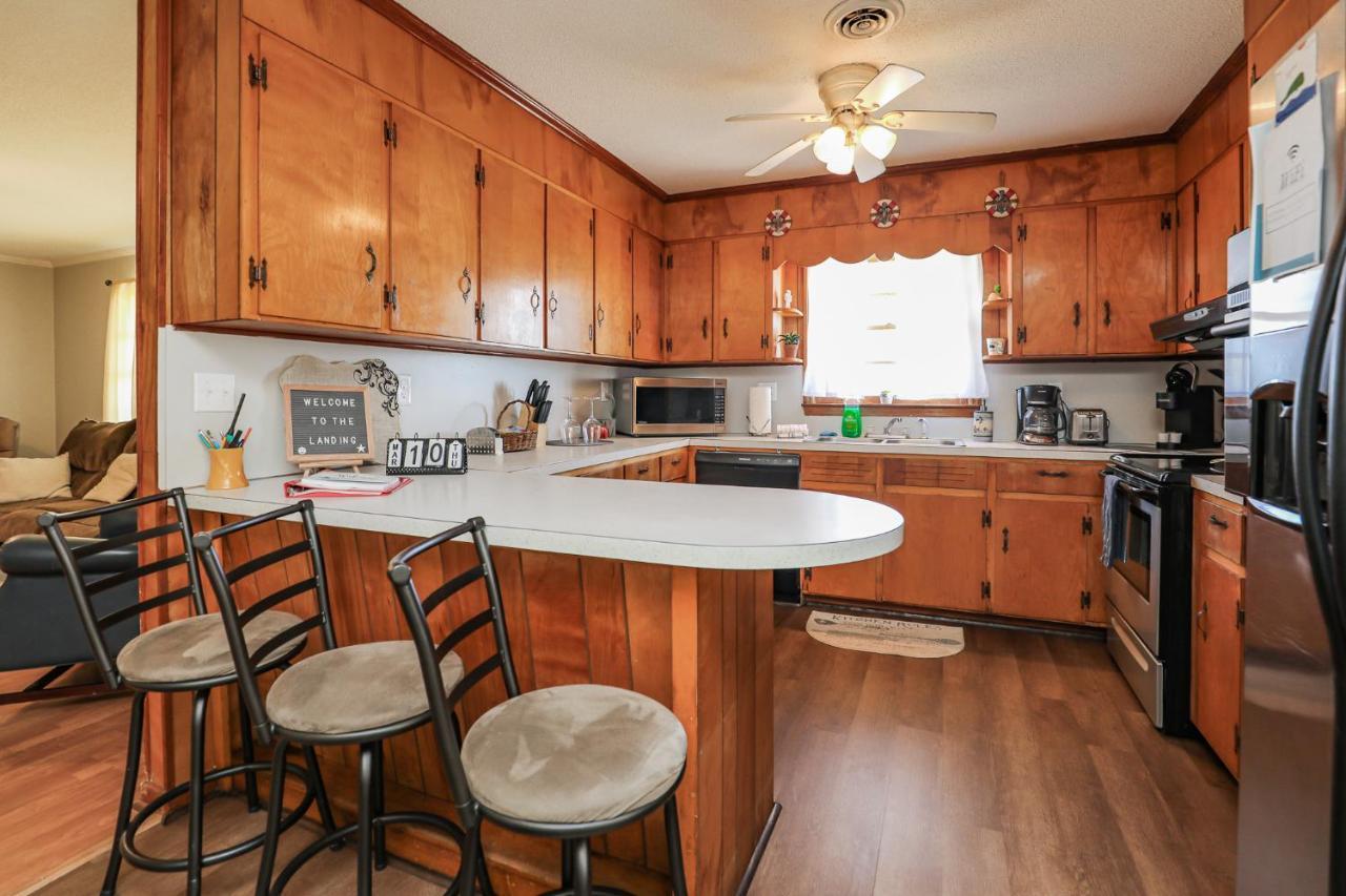 Spacious Home With Waterfront View-Welcome Pets Sneads Ferry Buitenkant foto