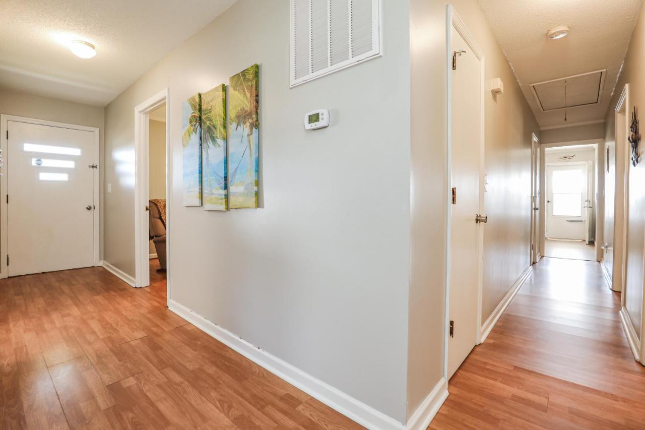 Spacious Home With Waterfront View-Welcome Pets Sneads Ferry Buitenkant foto