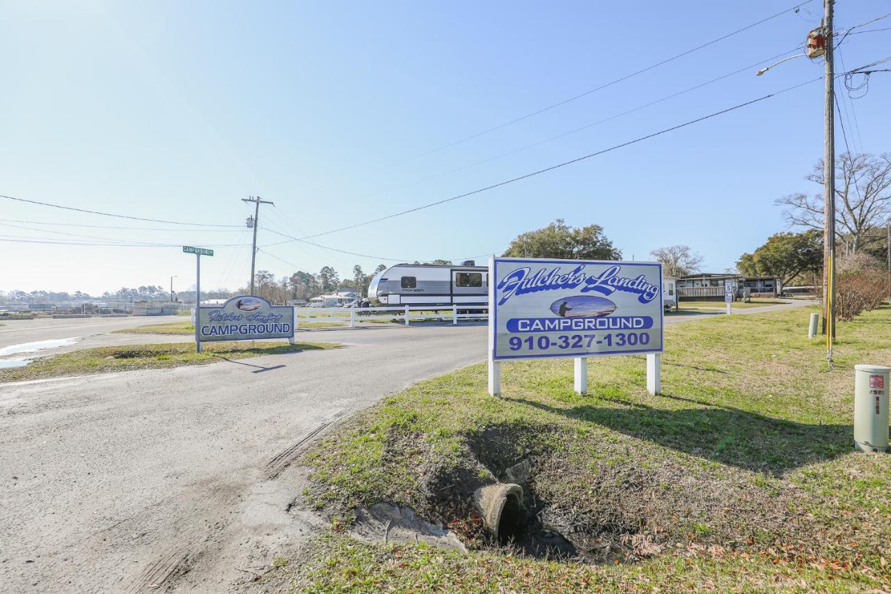 Spacious Home With Waterfront View-Welcome Pets Sneads Ferry Buitenkant foto