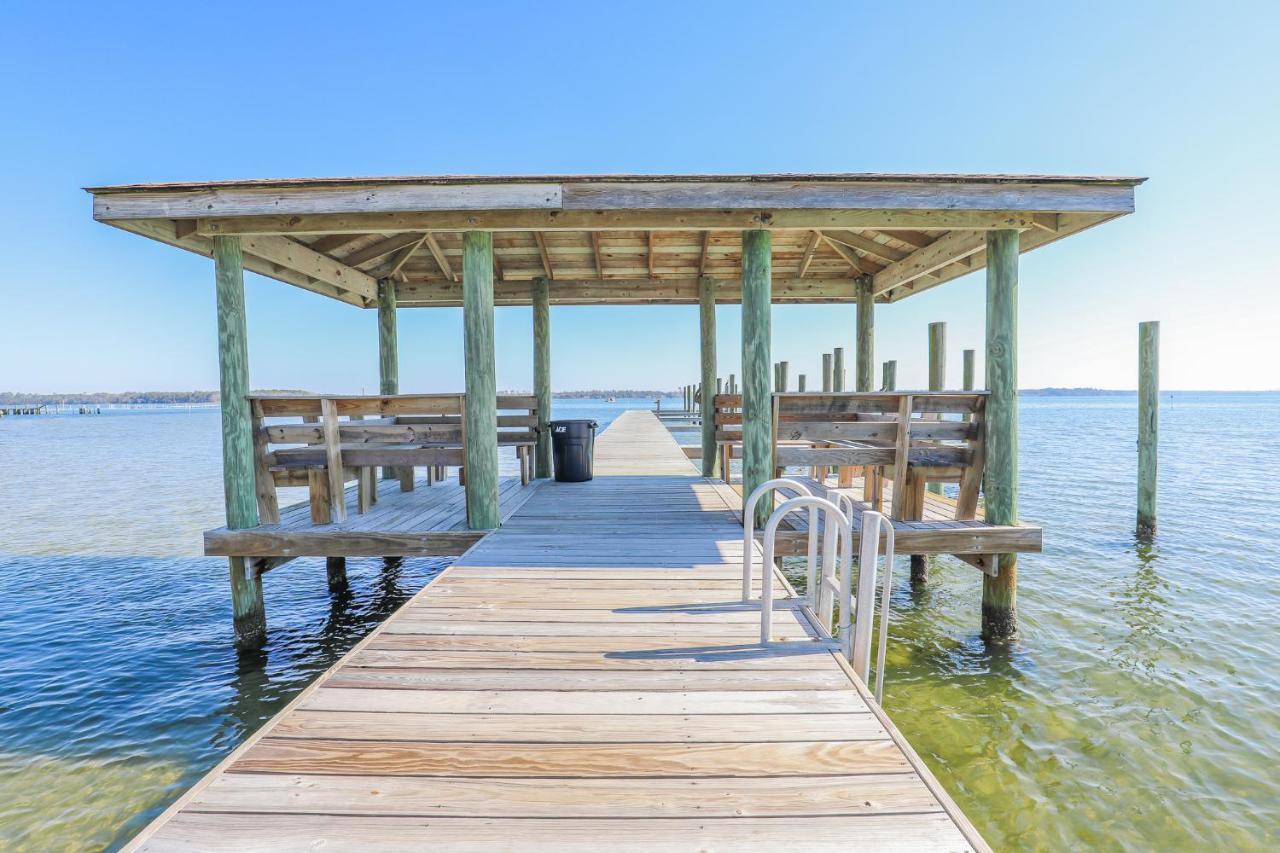 Spacious Home With Waterfront View-Welcome Pets Sneads Ferry Buitenkant foto
